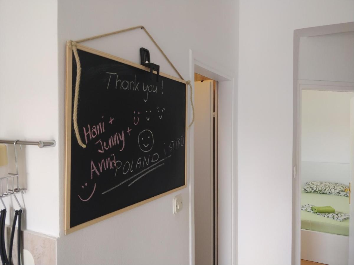 Apartments Booky Novalja Ngoại thất bức ảnh