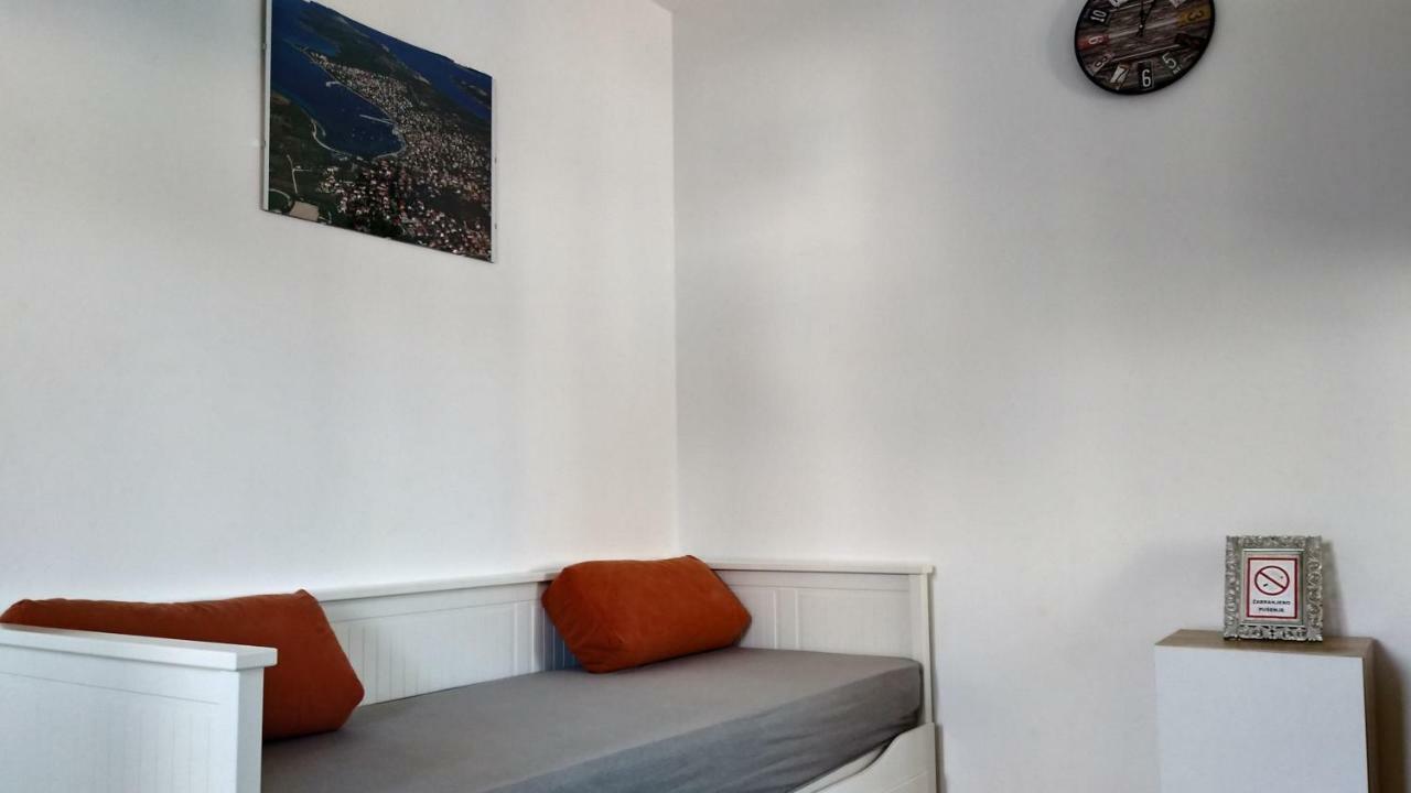 Apartments Booky Novalja Ngoại thất bức ảnh