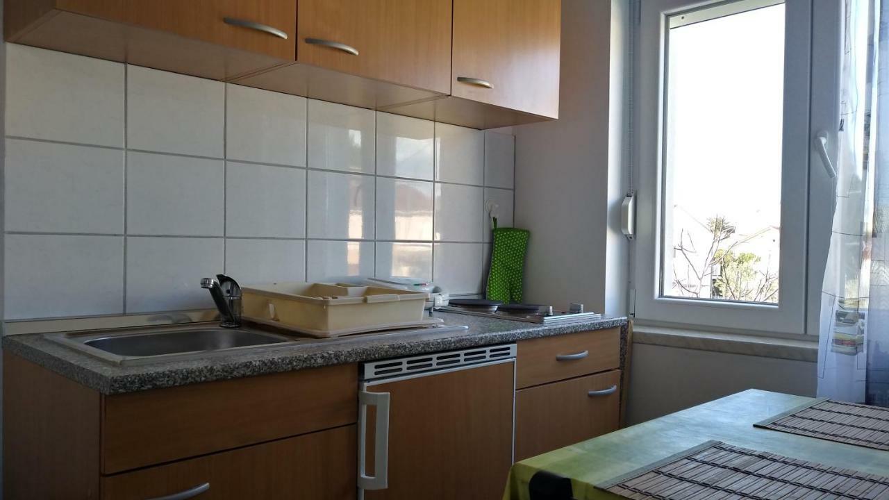 Apartments Booky Novalja Ngoại thất bức ảnh