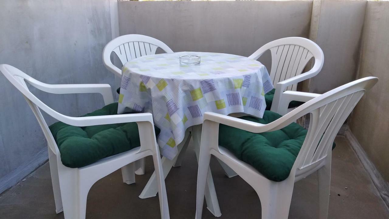 Apartments Booky Novalja Ngoại thất bức ảnh