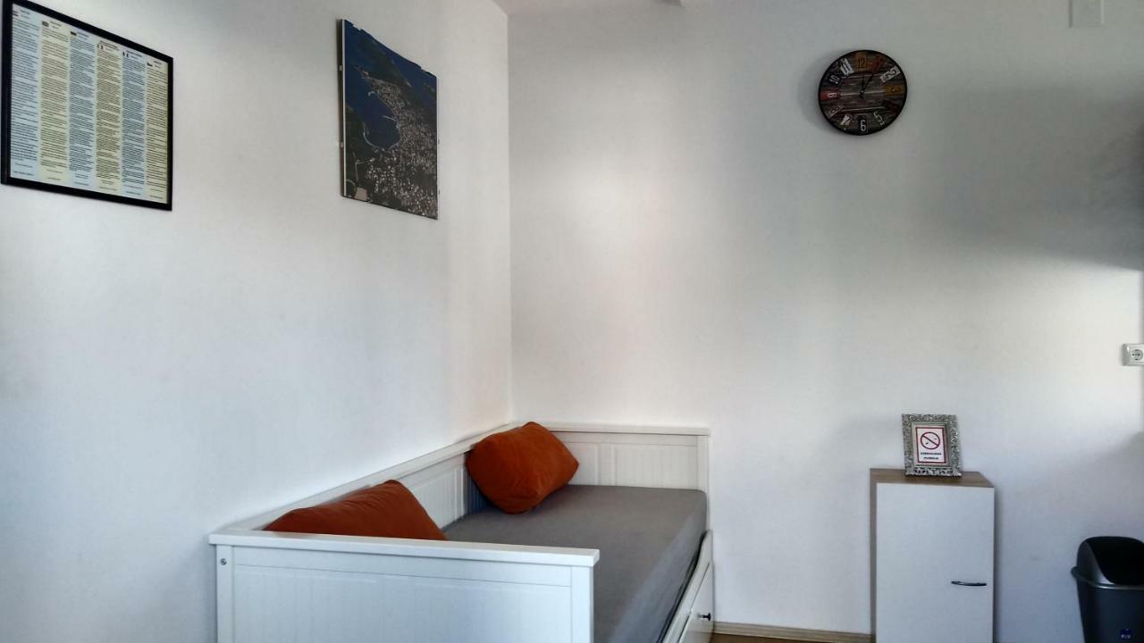 Apartments Booky Novalja Ngoại thất bức ảnh